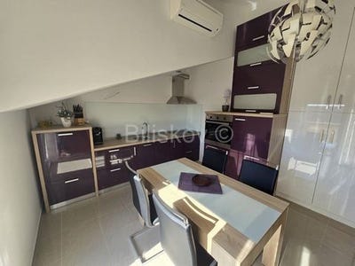/international/hr/split-split-dalmatia-county-310107791427/