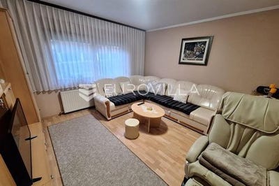 /international/hr/karlovac-karlovac-county-310106116385/
