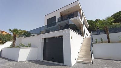 /international/hr/okrug-zagreb-county-310107917015/