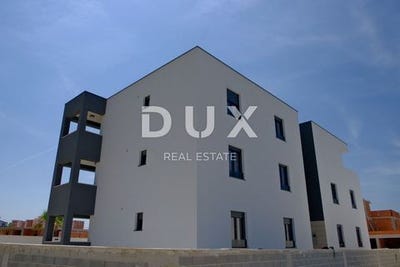 /international/hr/vrsi-split-dalmatia-county-120097562699/