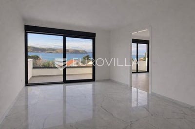/international/hr/zadar-zadar-county-310106779440/