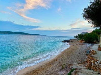 /international/hr/hvar-split-dalmatia-county-310104801692/