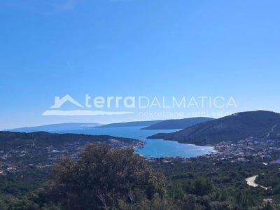 /international/hr/vinisce-vinisce-split-dalmatia-county-310106934603/