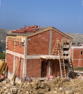 /international/hr/vlasici-lika-senj-county-310100796314/