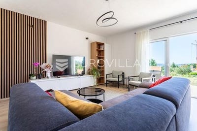 /international/hr/split-split-dalmatia-county-310108405681/