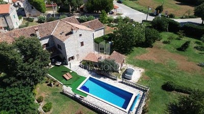 /international/hr/marcana-istria-county-120087950657/