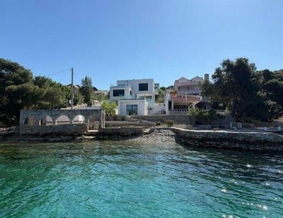 /international/hr/solta-split-dalmatia-county-310105307141/