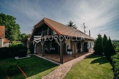 /international/hr/varazdin-varazdin-county-310107221440/