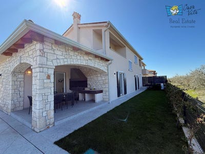 /international/hr/novigrad-istria-county-310100008682/