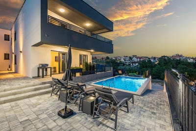 /international/hr/medulin-istria-county-310108642555/