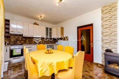 /international/hr/trogir-split-dalmatia-county-310102728517/