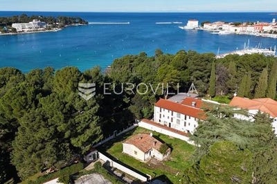 /international/hr/porec-istria-county-310105821156/