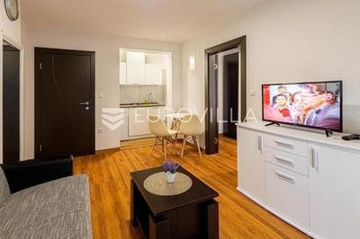 /international/hr/senj-lika-senj-county-310108404917/