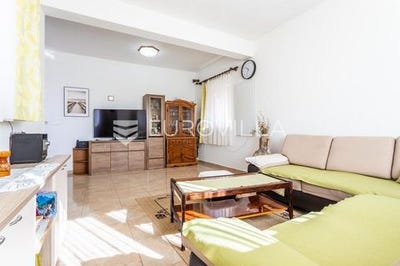 /international/hr/trogir-split-dalmatia-county-310103773194/