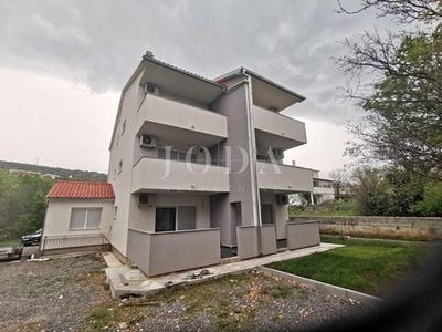 /international/hr/novi-vinodolski-primorje-gorski-kotar-county-120071800636/