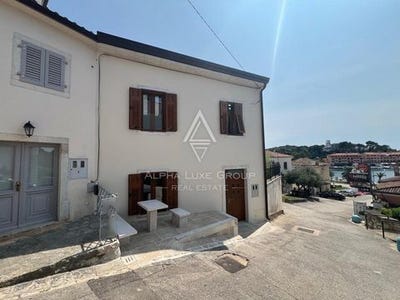 /international/hr/vrsar-istria-county-310100362823/?lang=en
