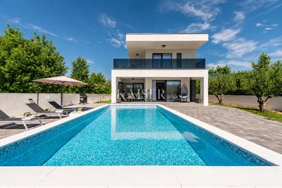 /international/hr/privlaka-zadar-county-310108084131/