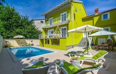 /international/hr/pula-istria-county-310100364063/
