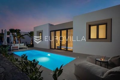 /international/hr/zadar-zadar-county-310108488482/
