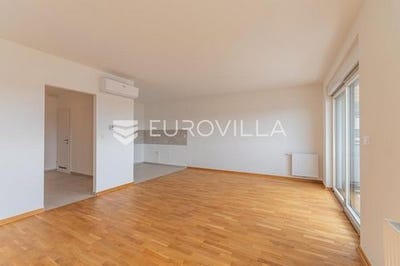 /international/hr/varazdin-varazdin-county-310108007165/