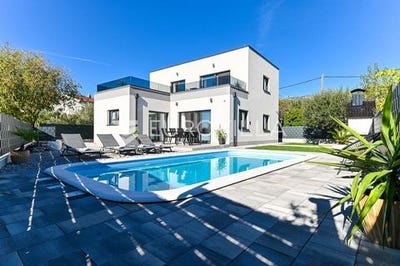 /international/hr/split-split-dalmatia-county-310106361825/