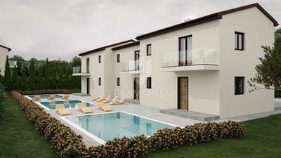 /international/hr/buje-istria-county-310106267531/