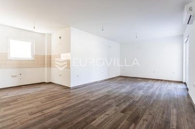 /international/hr/split-split-dalmatia-county-310098767331/?lang=zh-cn