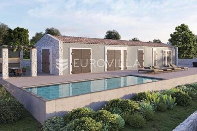 /international/hr/umag-istria-county-310108487757/