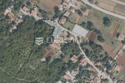 /international/hr/vrgorac-split-dalmatia-county-310103772544/