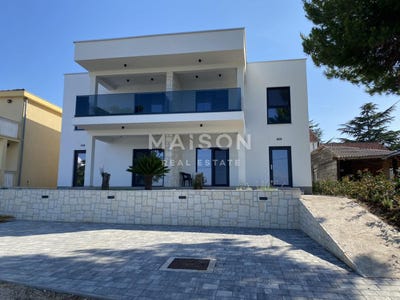 /international/hr/zadarska-zupanija-zadar-county-310106412114/