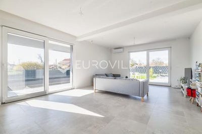 /international/hr/zagreb-zagreb-310103313032/