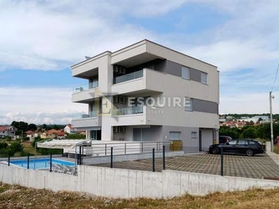 /international/hr/bibinje-zadar-county-310108595634/