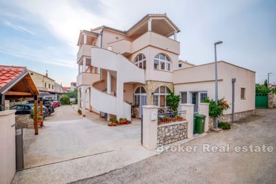 /international/hr/murter-sibenska-ulica-310107219252/