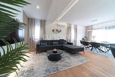 /international/hr/osijek-osijek-baranja-county-310107814473/