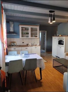 /international/hr/kanfanar-istria-county-310104798608/