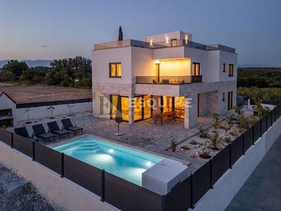 /international/hr/nin-zadar-county-310107648867/