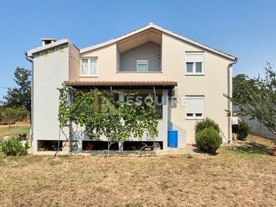 /international/hr/zemunik-donji-zadar-county-310101533969/