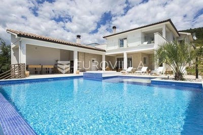 /international/hr/pazin-istria-county-310102314941/