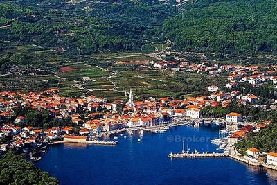 /international/hr/hvar-split-dalmatia-county-310107218246/