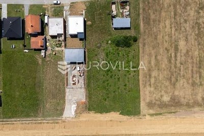 /international/hr/slavonski-brod-brod-posavina-county-310103348031/
