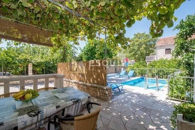 /international/hr/sutivan-split-dalmatia-county-310106463679/