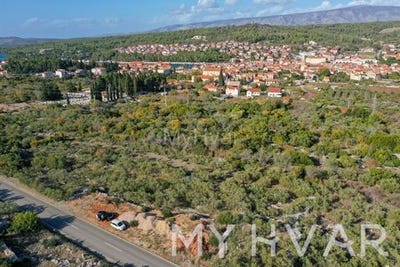 /international/hr/stari-grad-split-dalmatia-county-310103222320/