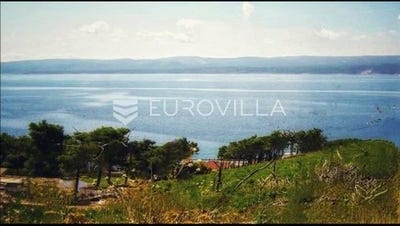 /international/hr/omis-split-dalmatia-county-310100580184/