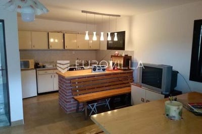 /international/hr/karlovac-karlovac-county-310104810050/