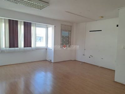 /international/hr/split-split-dalmatia-county-310098768578/