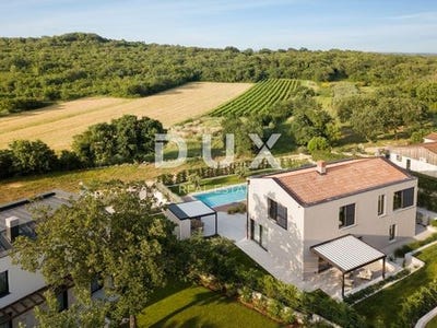 /international/hr/vrsar-istria-county-310100281892/?lang=en