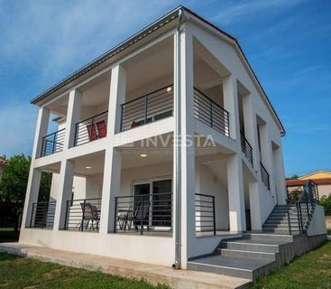 /international/hr/liznjan-istria-county-120096903972/