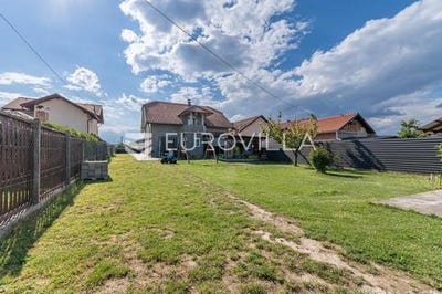 /international/hr/varazdin-varazdin-county-310108247444/