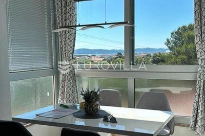 /international/hr/zadar-zadar-county-310104809229/
