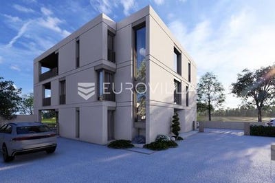 /international/hr/novigrad-istria-county-310107839573/